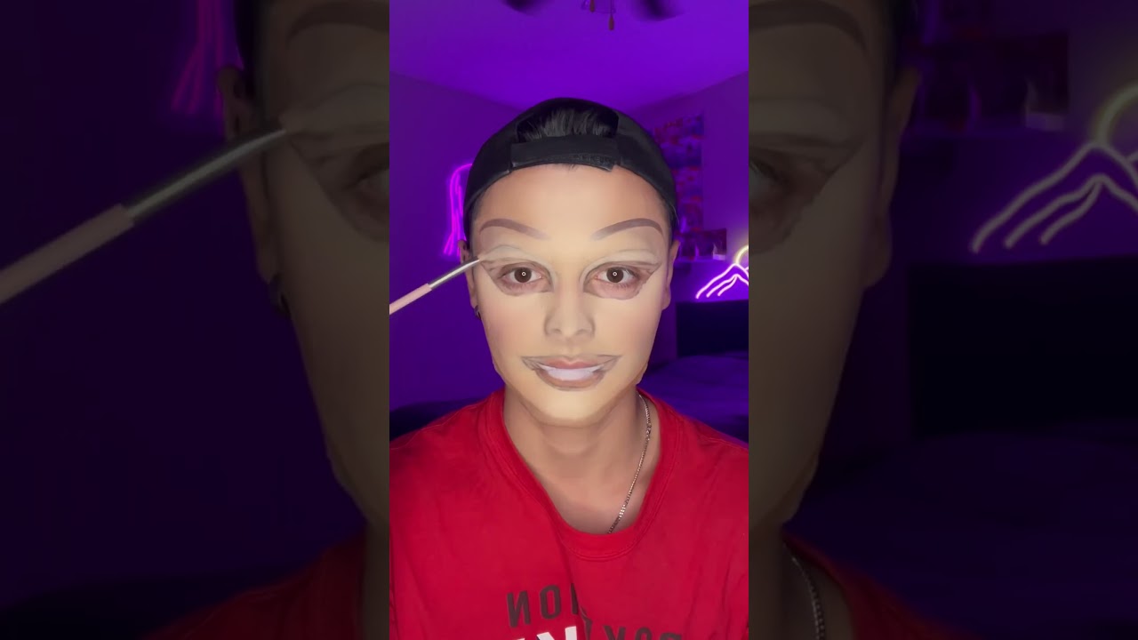 Barbie Makeup Transformation 💪🏼 #extrememakeup #makeuptutorial #makeup