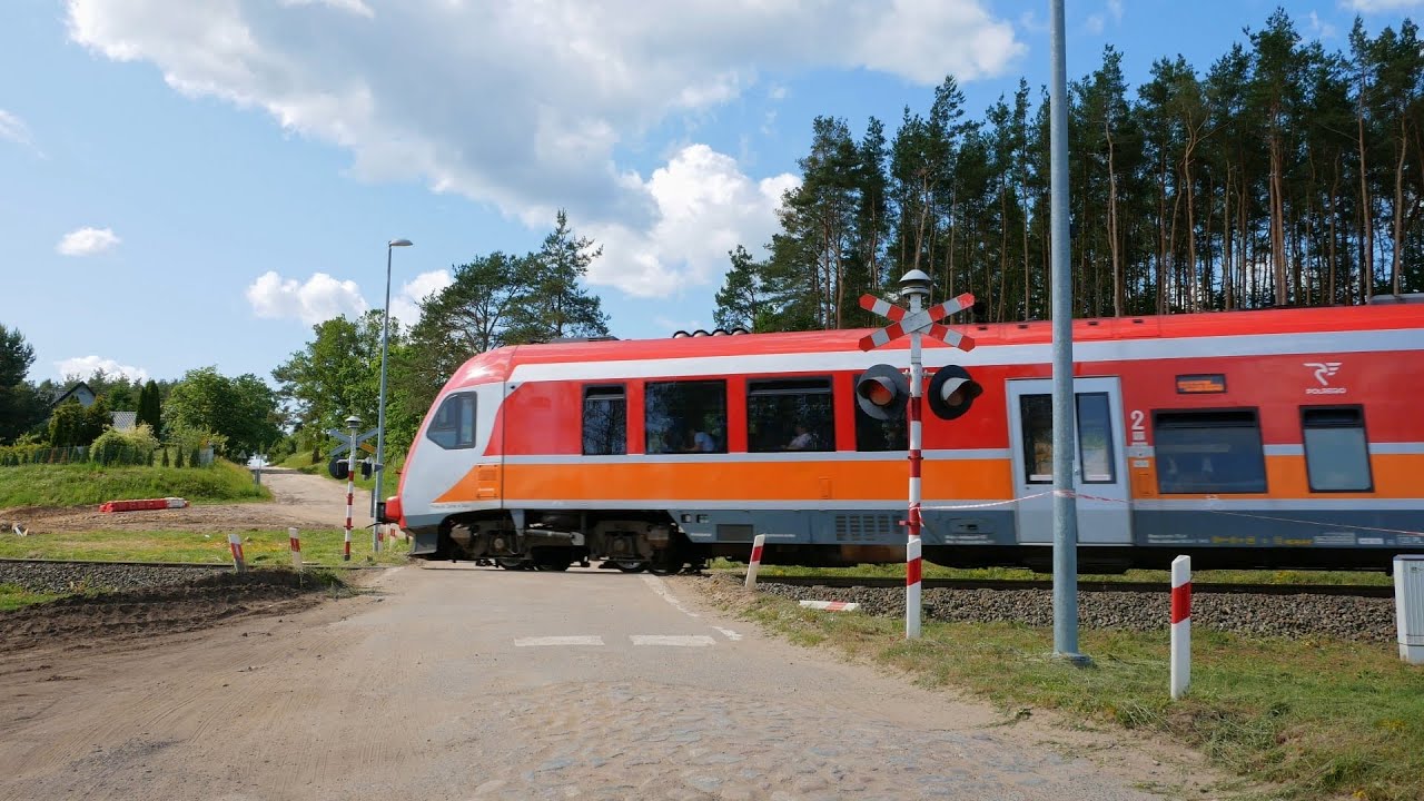 Przejazd kolejowy, Kiełpino Kartuskie | Ostatnie chwile przed modernizacją węglówki