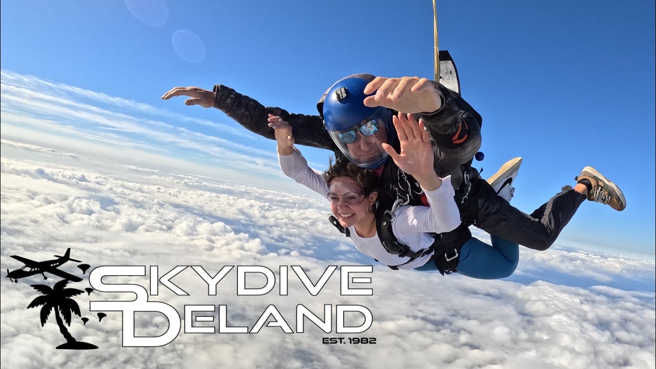 Sierra Visits Skydive DeLand For Her FIRST Skydive!