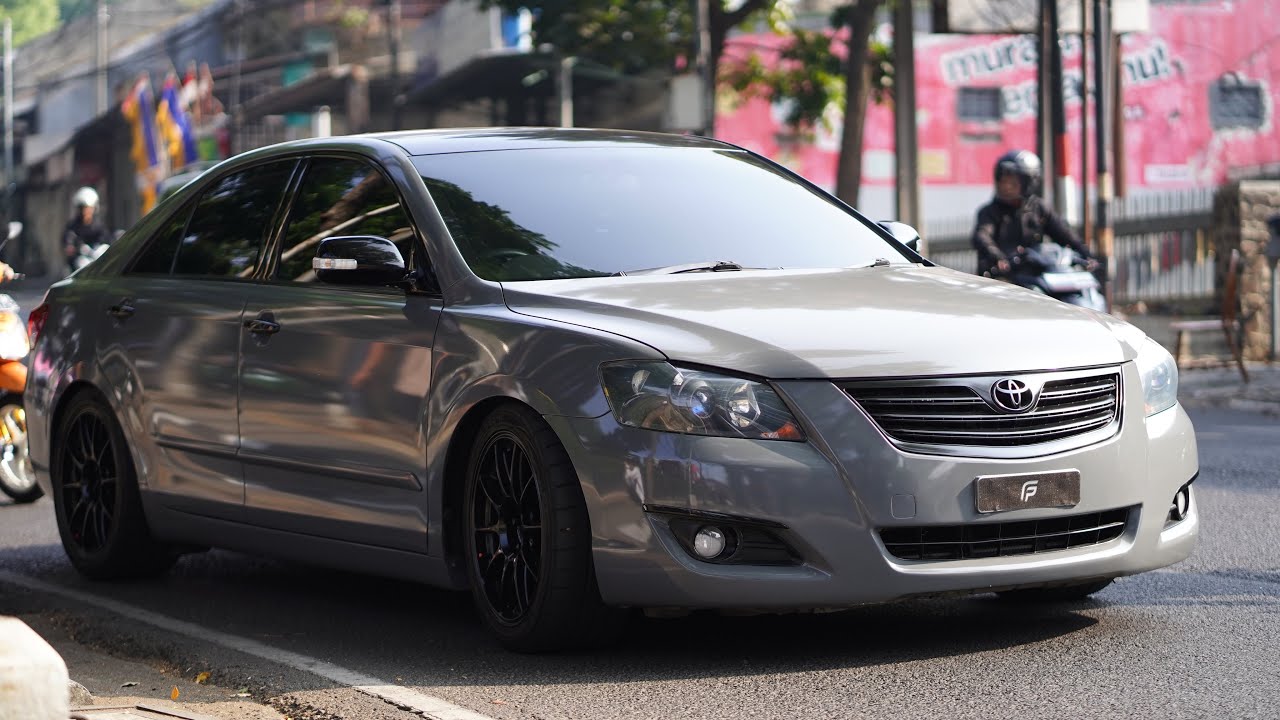 MODIFIKASI CAMRY XV40 GANTENG!
