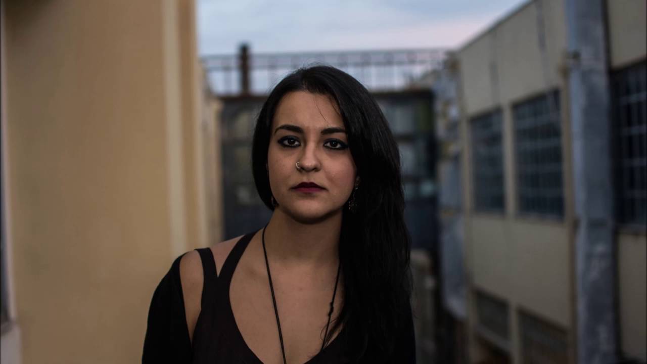 Βασιλική Τσιφτσή- Η σκιά μου κι εγώ