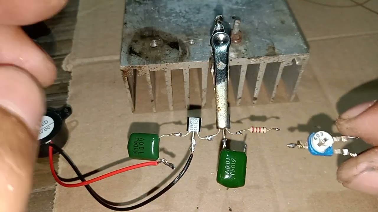 percobaan membuat alat diteksi logm/detektor logam emas dll dari barng bekas tr 945 dan resistor 2k2