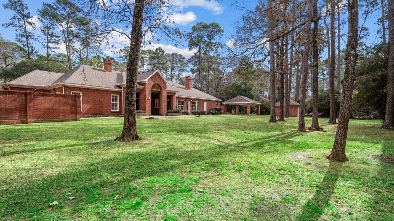 23123 Holly Creek Trail, Tomball, TX