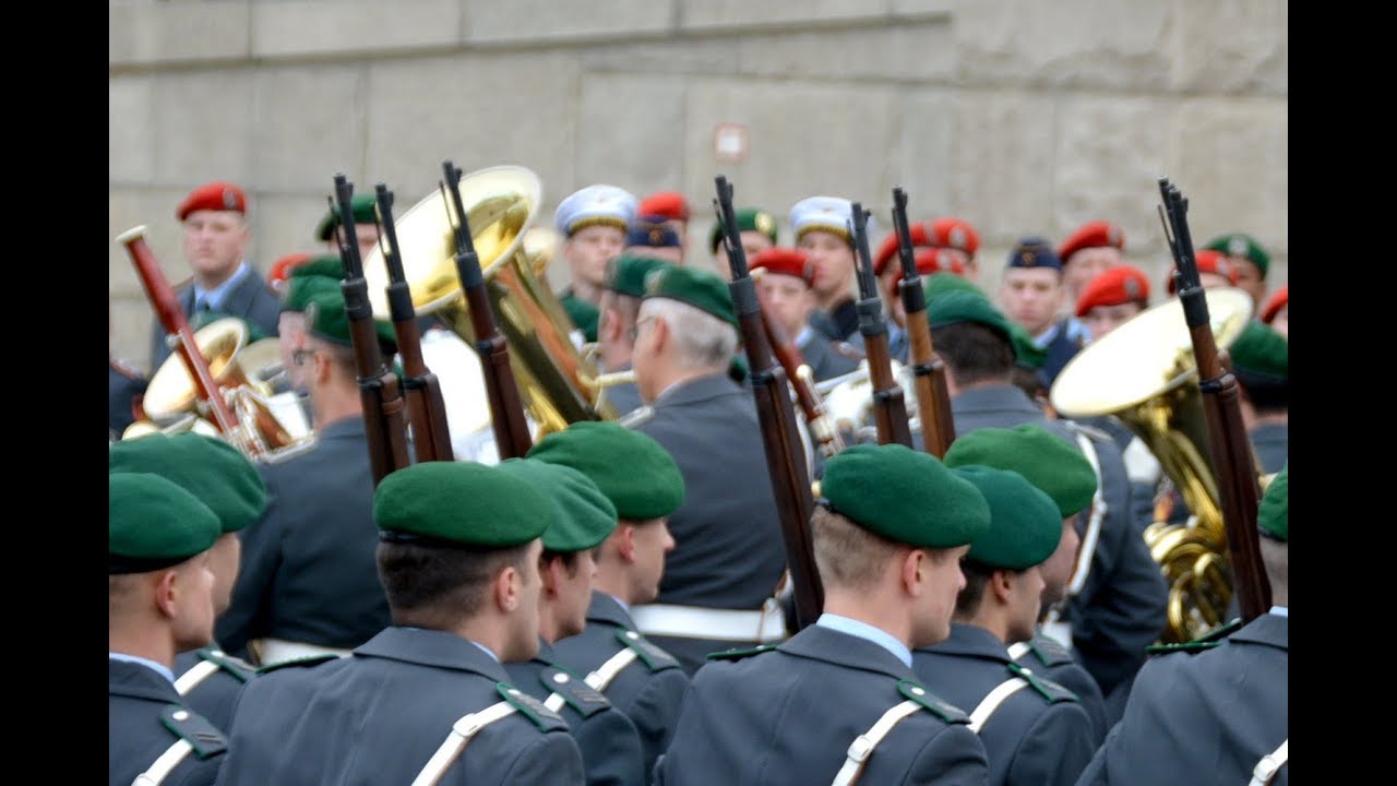 Fest-Reveille 12.11.2019 Gelöbnis Reichstag