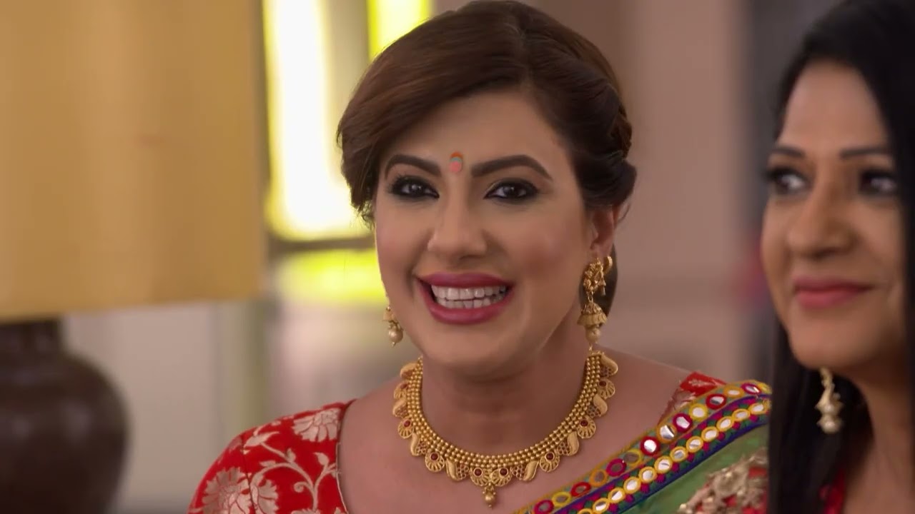 Apoorvaragam - Ep 214 - Ekta Kapoor, Shobha Kapoor - Malayalam Tv Serial - Zee Keralam Classics