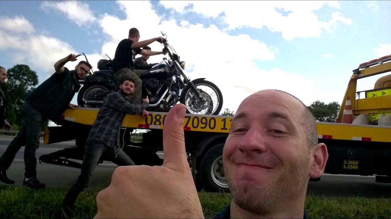 Harley Davidson na estrada - Motorhead Brotherhood of Man