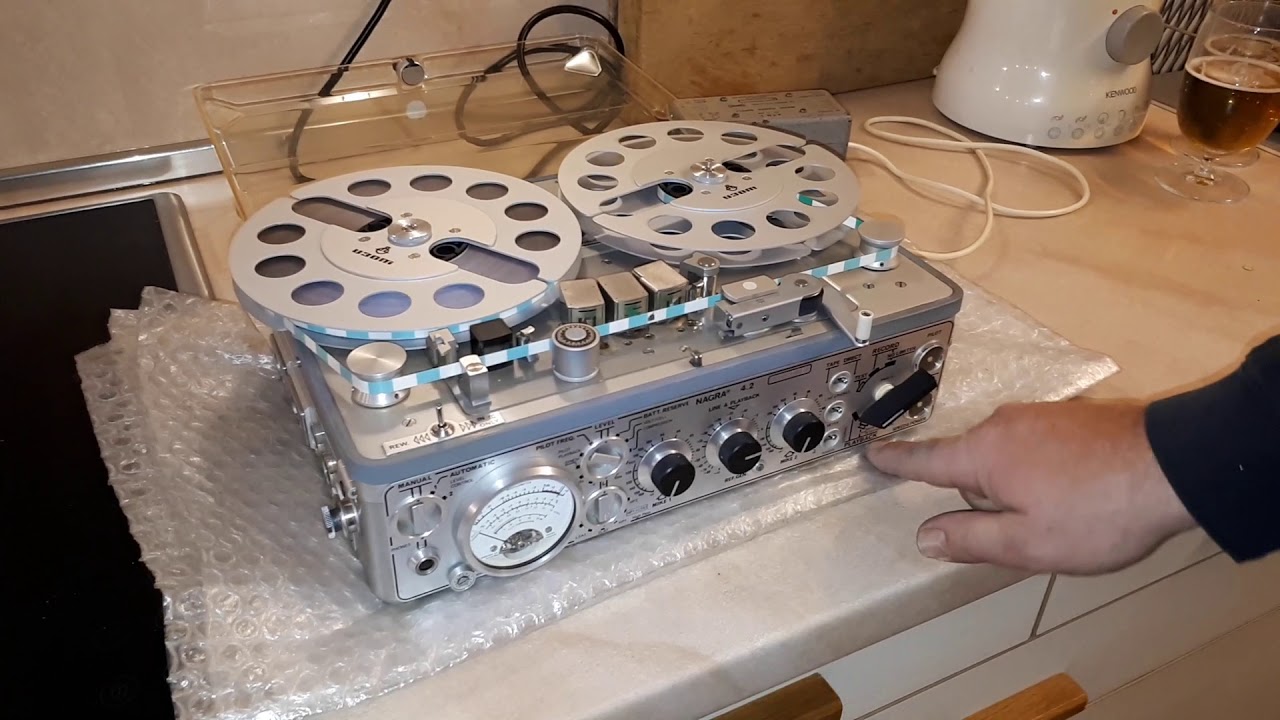 Inside the Nagra 4.2 released in 1970 (demo)