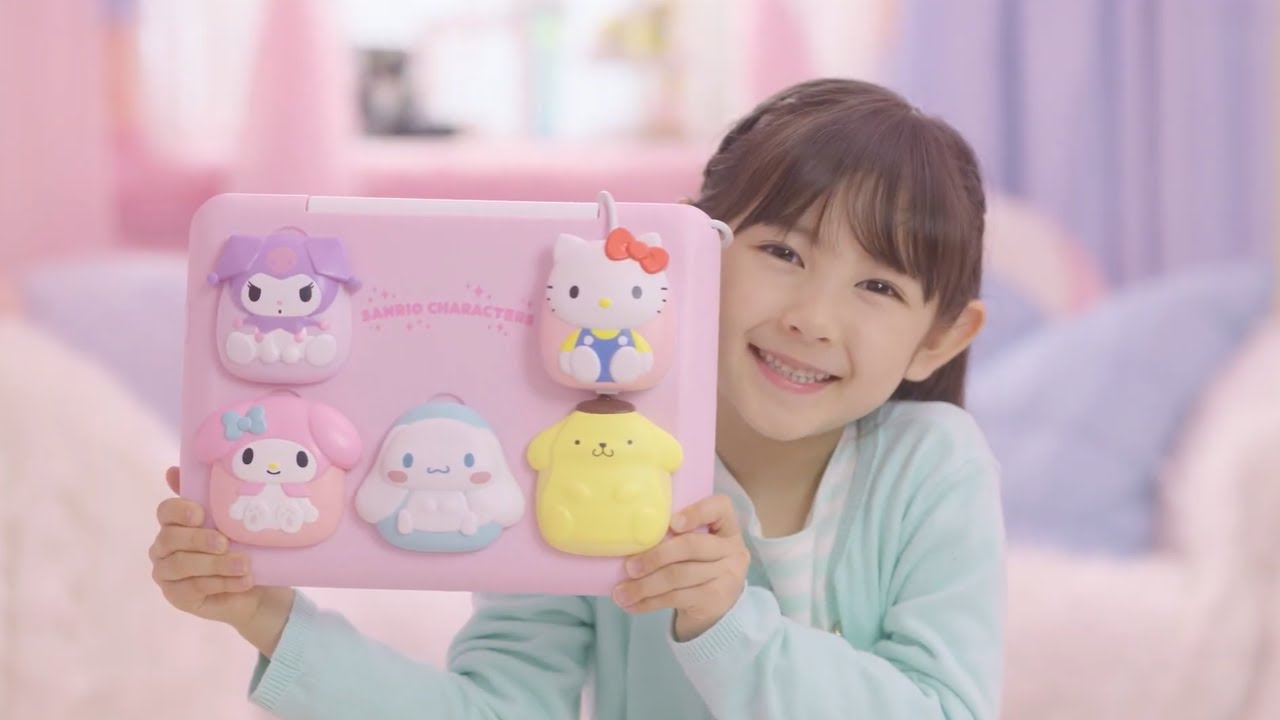 サンリオキャラクターズとたくさんあそべる！カメラもきせかえもいっぱいできる！｜セガトイズ