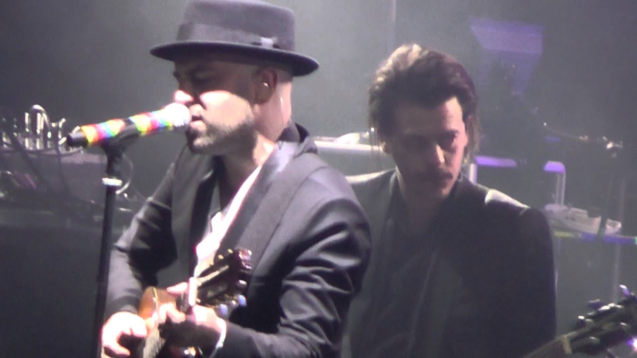 NEGRAMARO SEI PALALOTTOMATICA 1/12/13 full hd GRUP