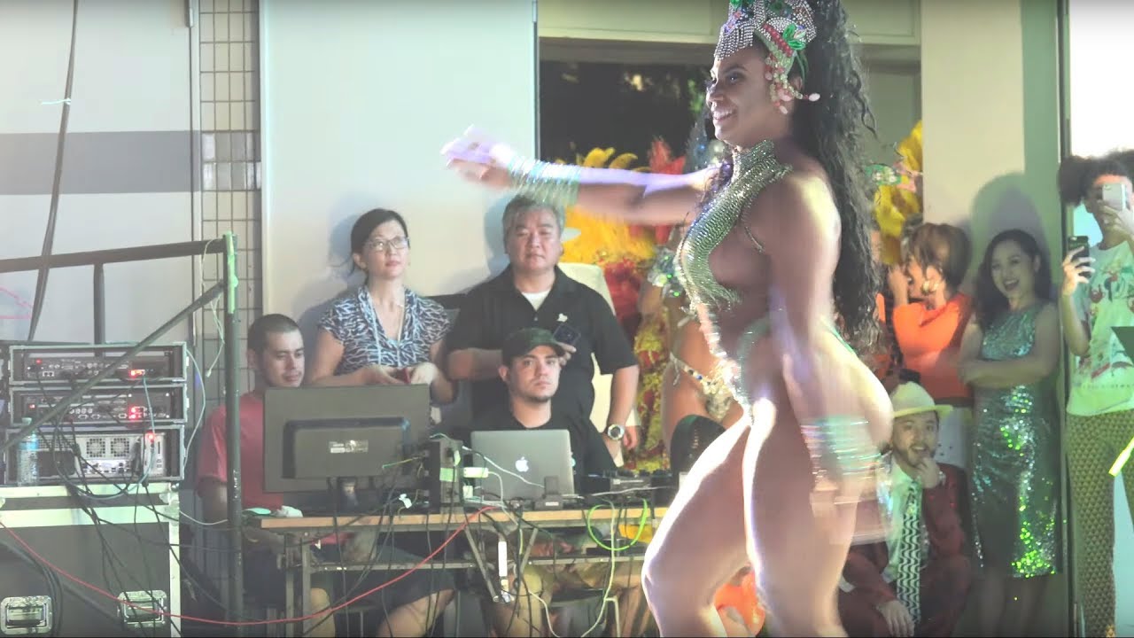 [4K] Evelyn Bastos, Rainha de Mangueira @ Festival Brasil 2019