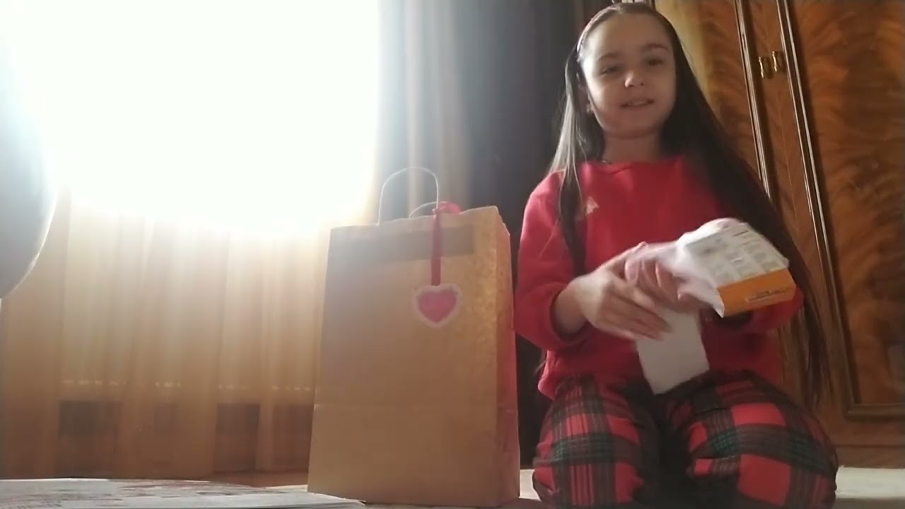 Всех девчуль, с 14 февраля.😘 