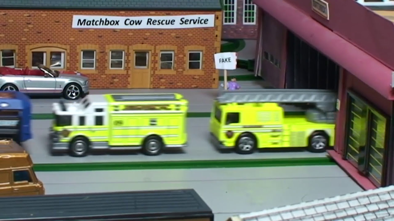 18 Police Cars & Fire Trucks ~MATCHBOX EMERGENCY Trucks