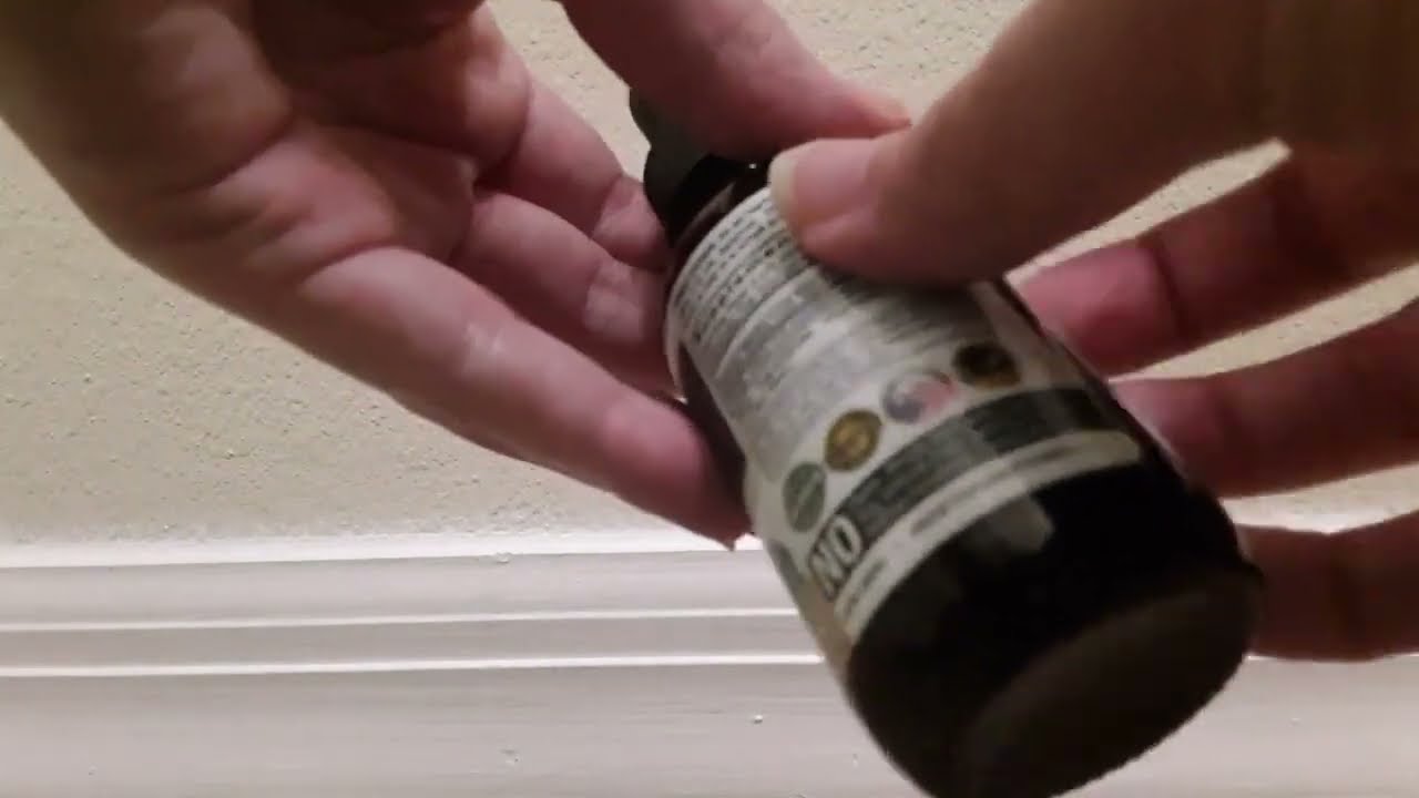 ASMR glass bottle tapping