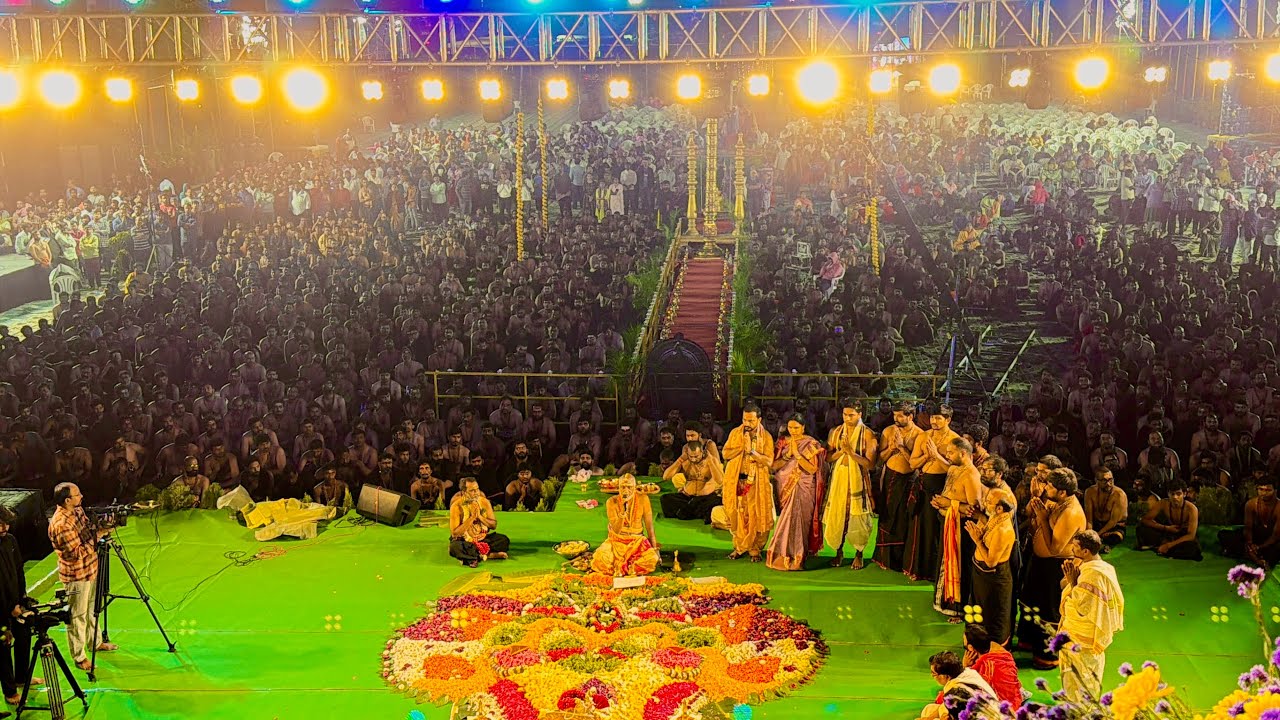 arun_guru_swamy Avanti crisanto maha Padi Pooja 🙏🙏🙏#ayyappaswamysongs #automobile #devotionalsongs 🙏