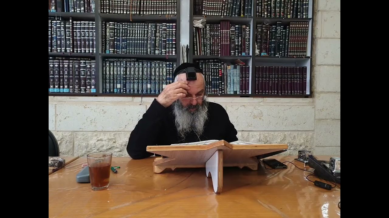 דף יומי מסכת מנחות דף כז. הרב יצחק וזנה שליט