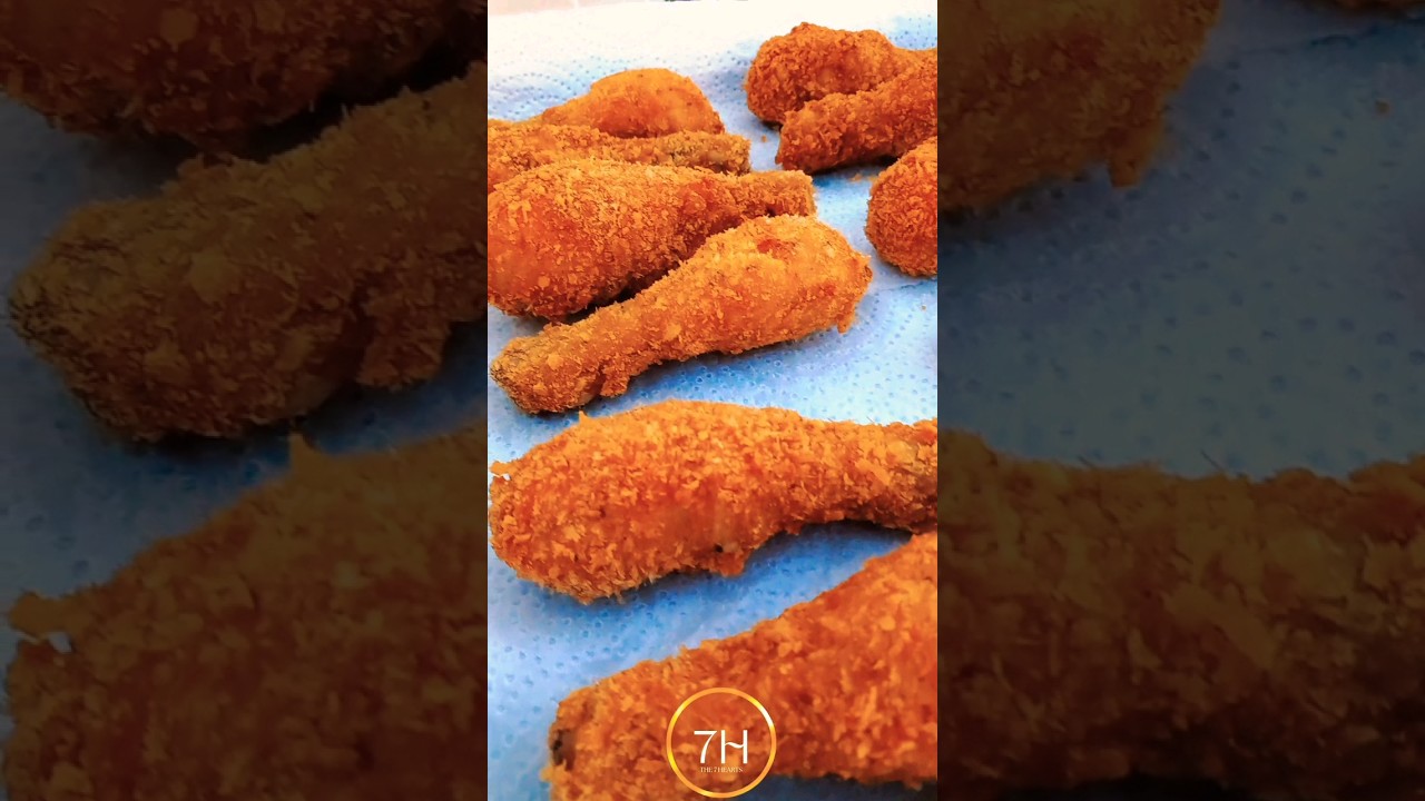 Breadcrumbs Coated Fried Chicken 🍗 😍 #food #chicken #fried #cooking #aesthetic #shorts