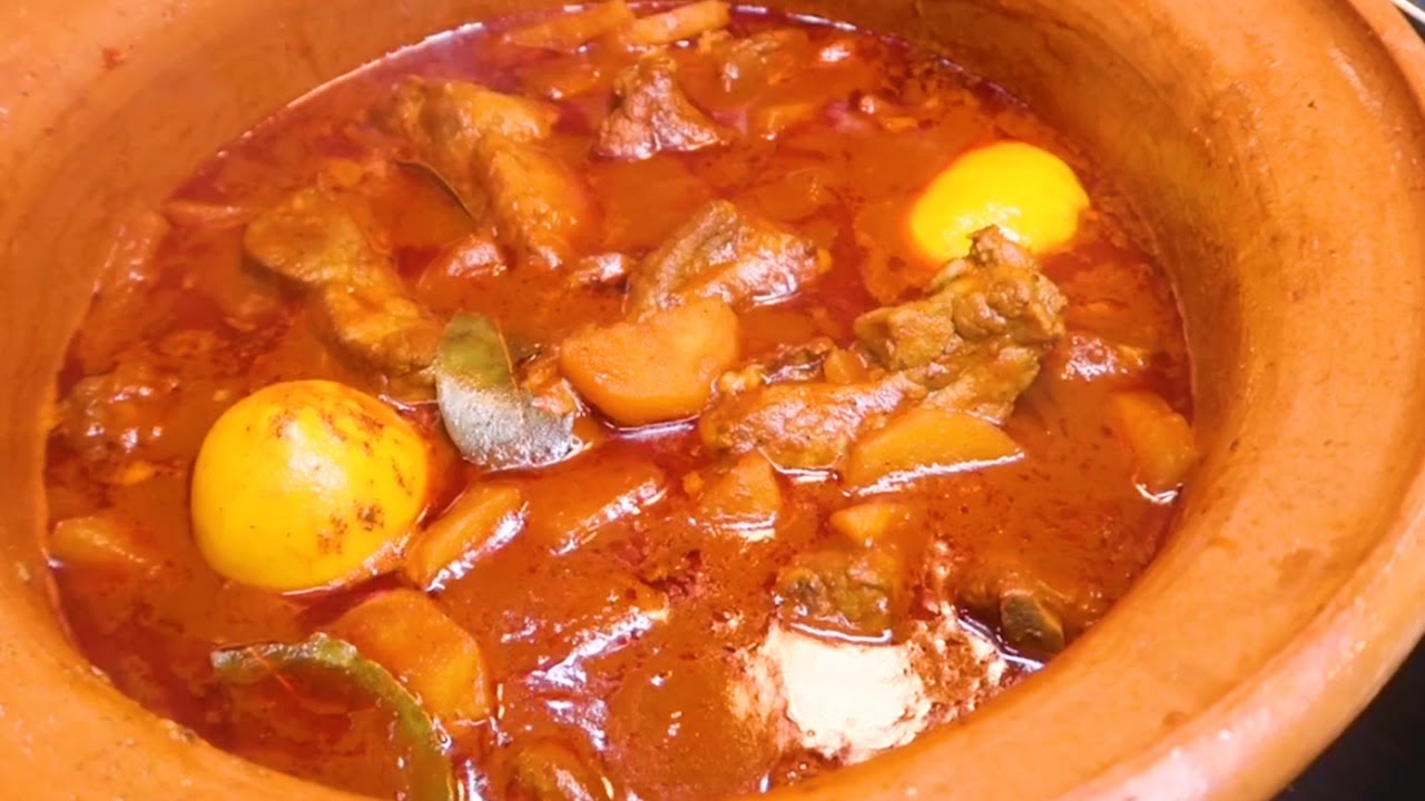 COSTILLAS DE PUERCO EN SALSA DE CHILE PULLA Y NARANJA