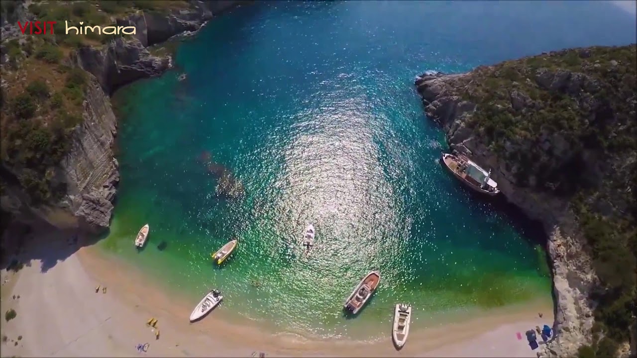 The beach of Grammata
