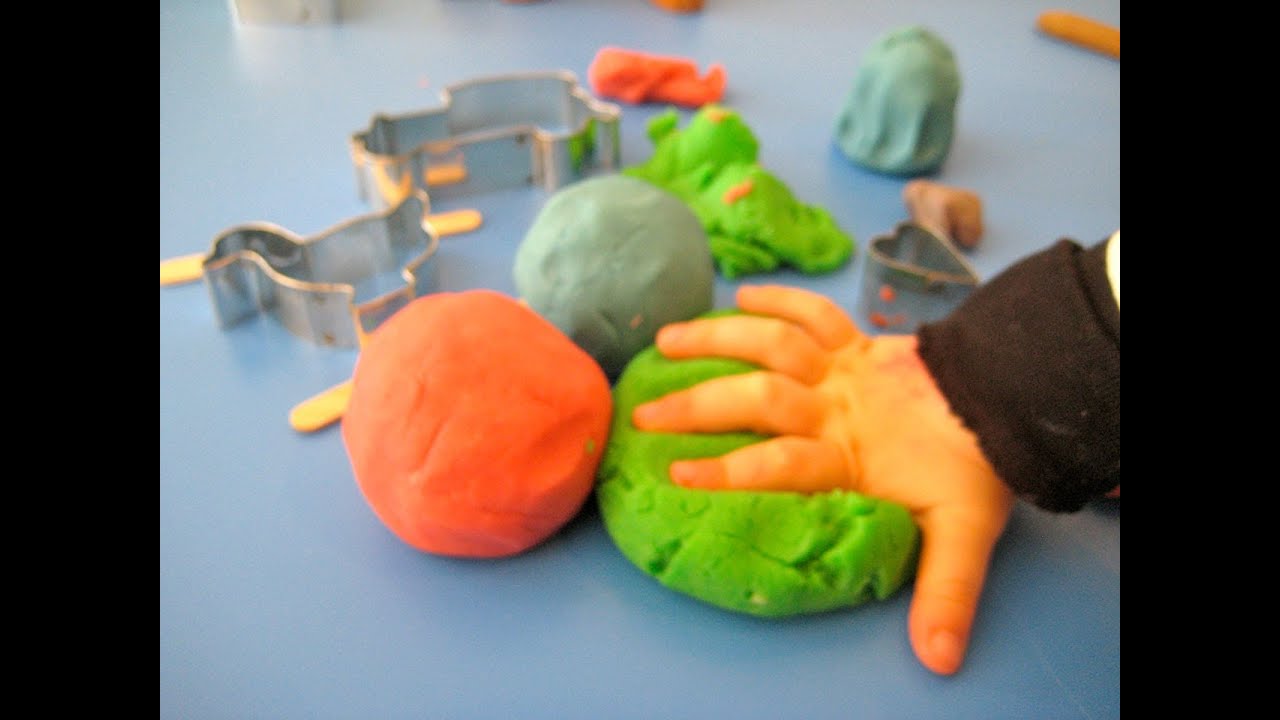 Recipes for Children: How to Make Homemade Play Dough for Kids - Weelicious