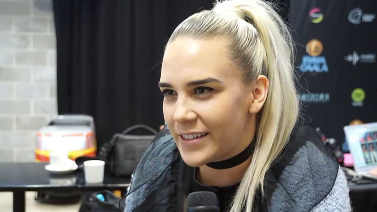 Chaos Tube: Sini Sabotage haastattelussa @ Emma-ehdokkaiden lehdistötilaisuus