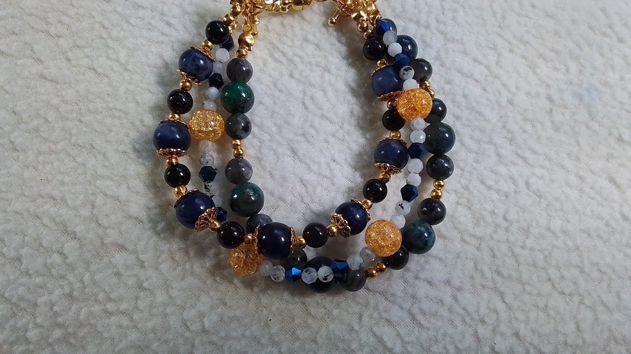 create a beautiful 3 strand bracelet using the January  bargain bead box  (slightly out of  frame) 🙃