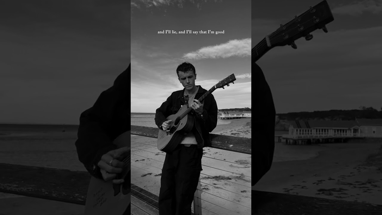 Chris Bates – Suitcase (Vertical Lyric Video)