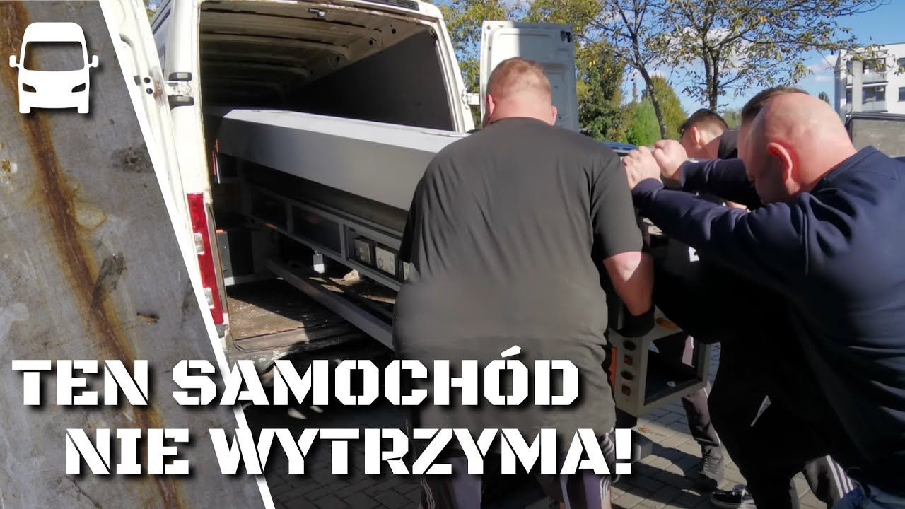 Gigantyczna maszyna weszła na pakę! Remków było dwóch