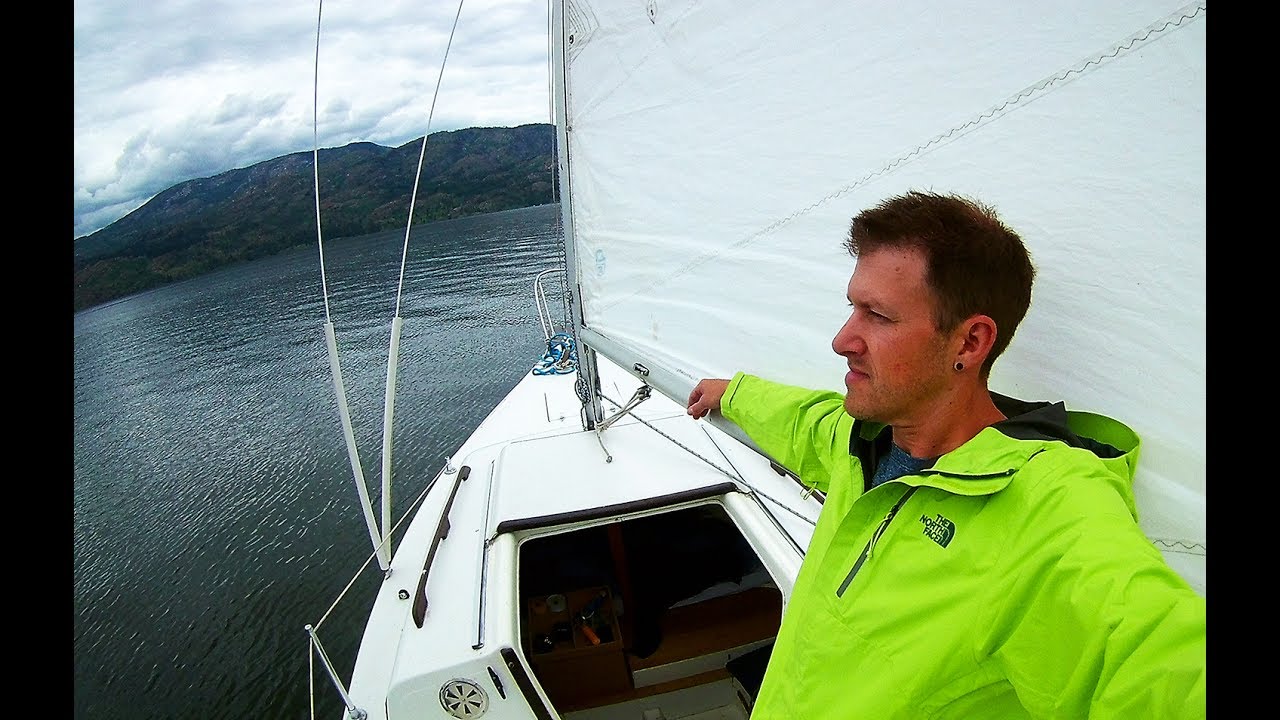 Tour of custom 23' Macgregor sailboat - Okanagan Lake