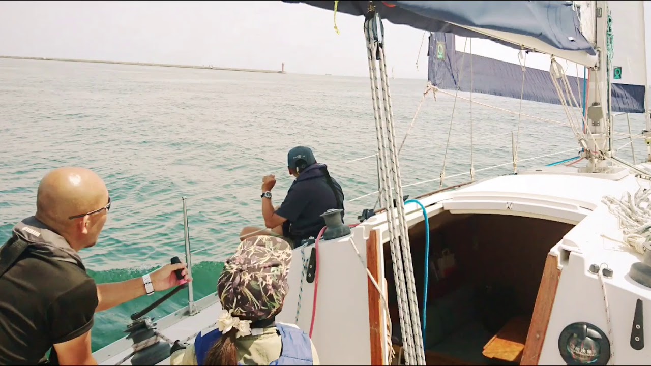 Okazaki 30ft sailboat in Shinnishinomiya yacht harbor, June 2019