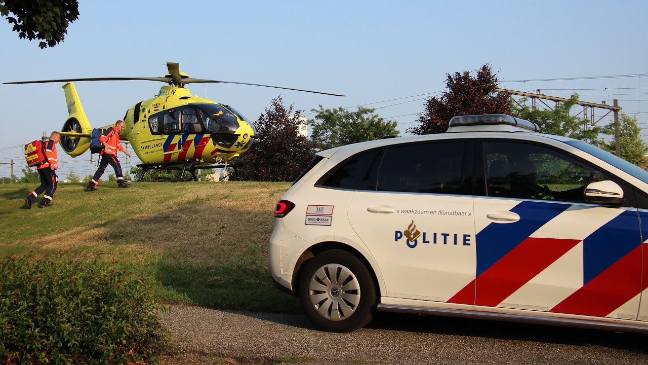 Lifeliner 3 stijgt op na Medische Noodsituatie aan de Eksterstraat in Oss
