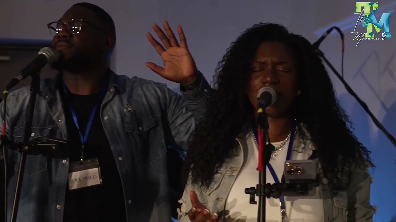 Tika J- King of Glory + Mwen Abandonem “LIVE”