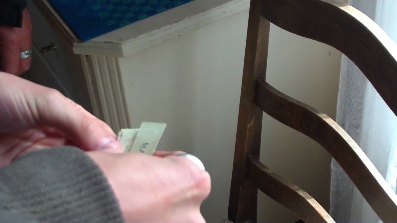 Käringön juni 2009 - Vi kollar in huset och går på en reklam