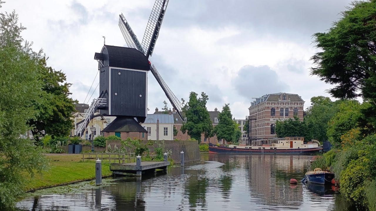 Leiden Holland Radtour Stadtrundgang Bootsfahrt Grachten 