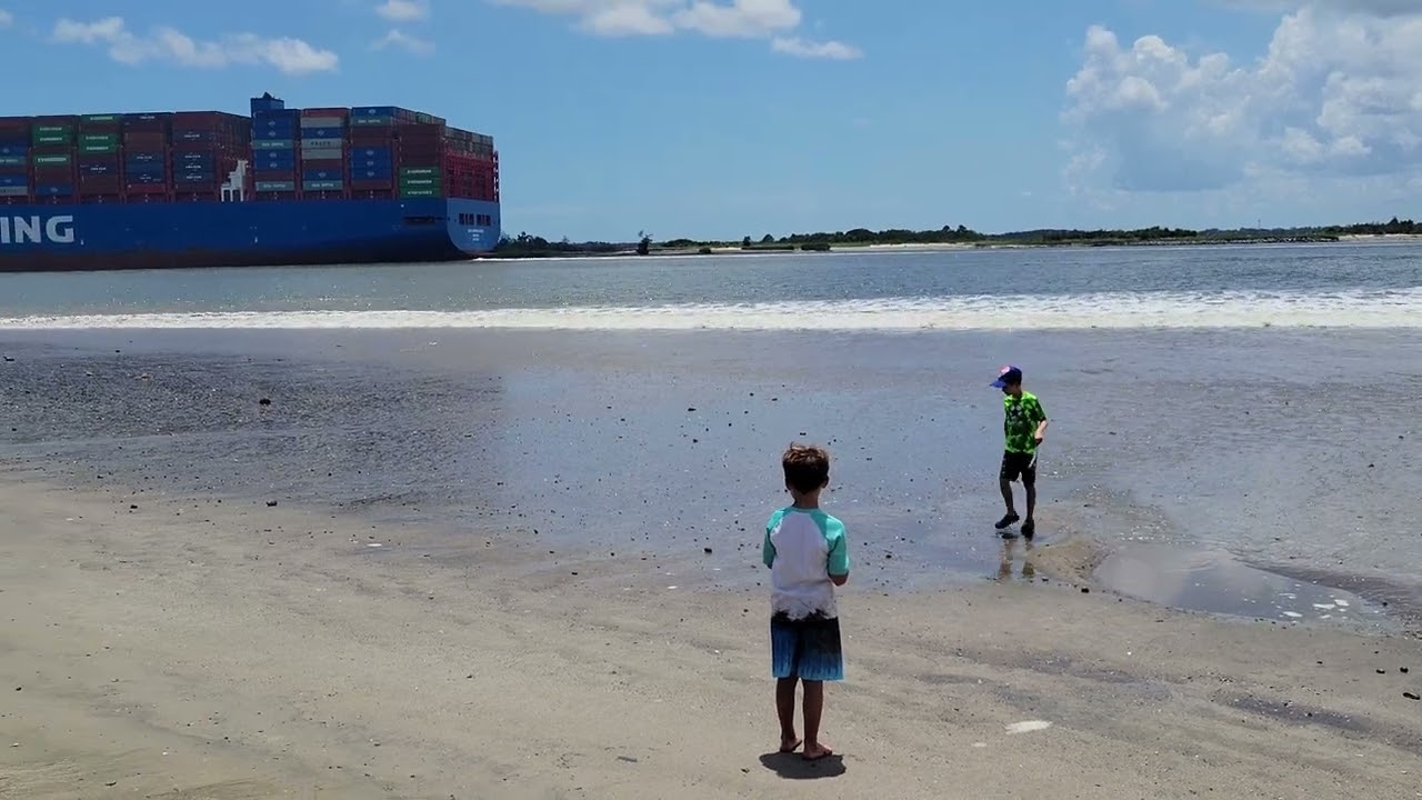 Freighter ship tsunami effect!