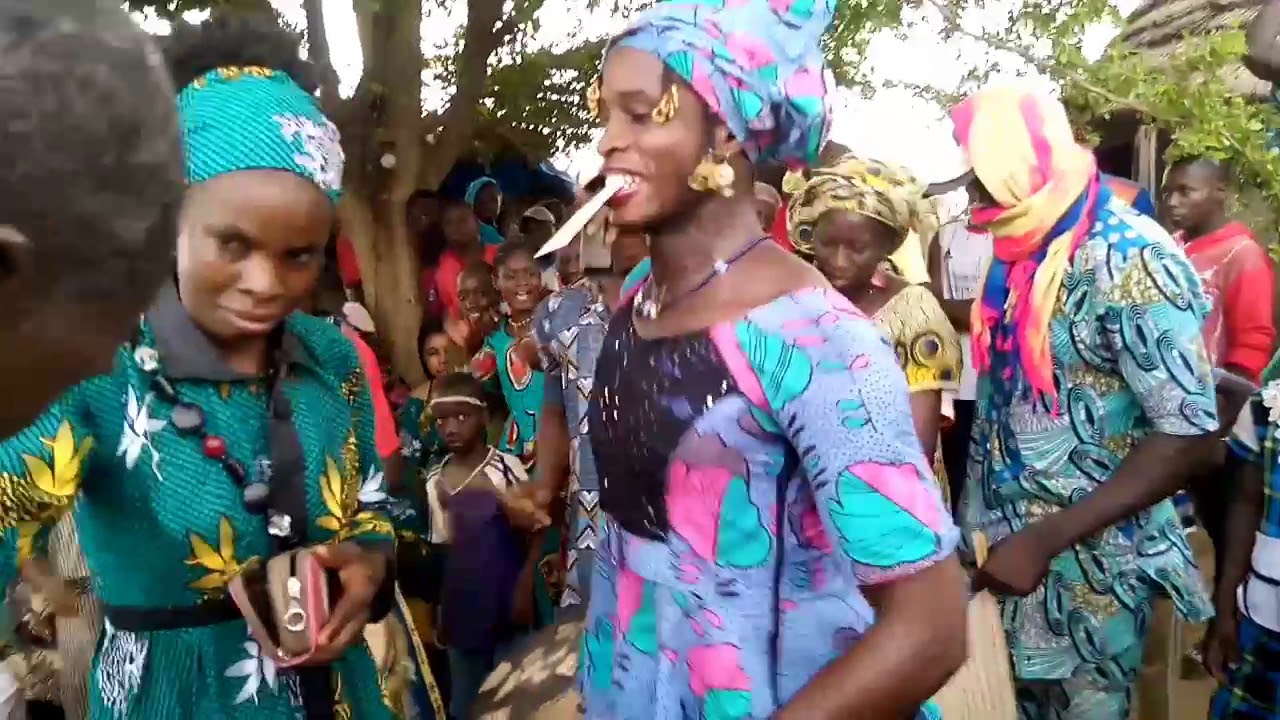 Danse traditionnelle Khassongué (Mariage Khassongué)