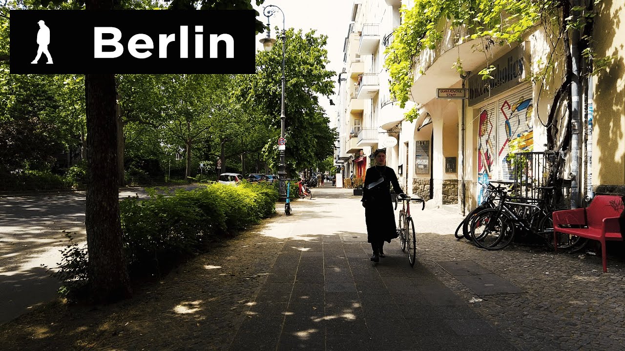 Berlin walk from Gneisenaustraße to Karneval der Kulturen | Outside Walker