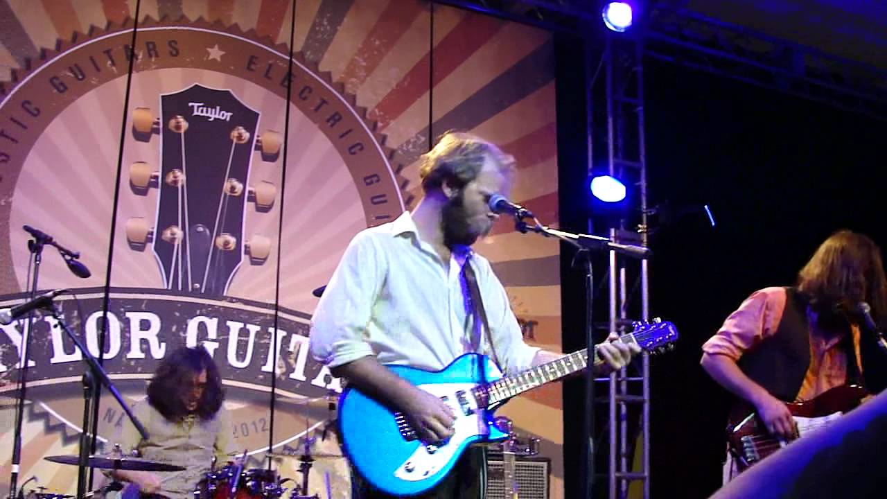 The Silent Comedy - Tonight's The Night (Neil Young Cover)