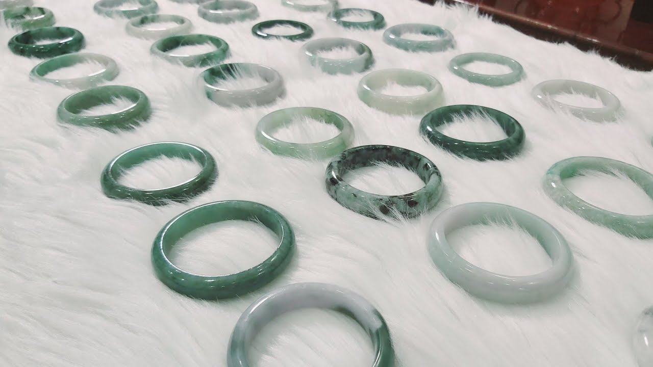 Quy trình tạo ra chiếc vòng cẩm thạch cho chị em .cẩm thạch myanmar. GMT JADE