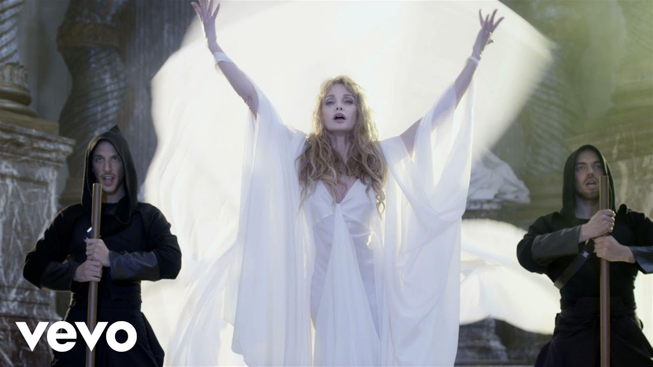 Arielle Dombasle - Ave Maria