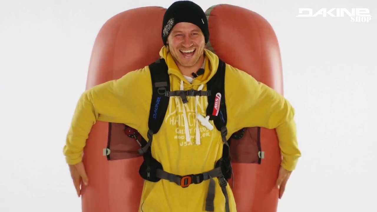 Elias Elhardt presenting the Dakine ABS Signal Avalanche Saftey Pack