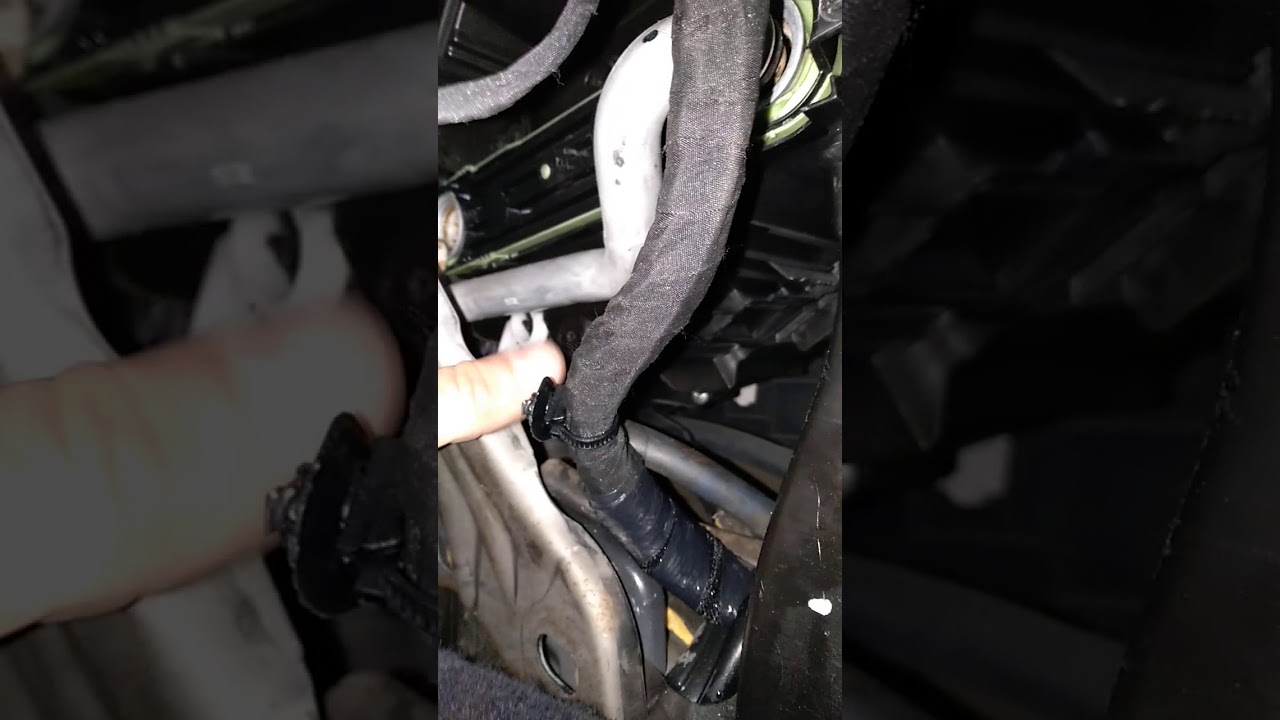 Wymiana nagrzewnicy Renault Megane 3 w 15 min