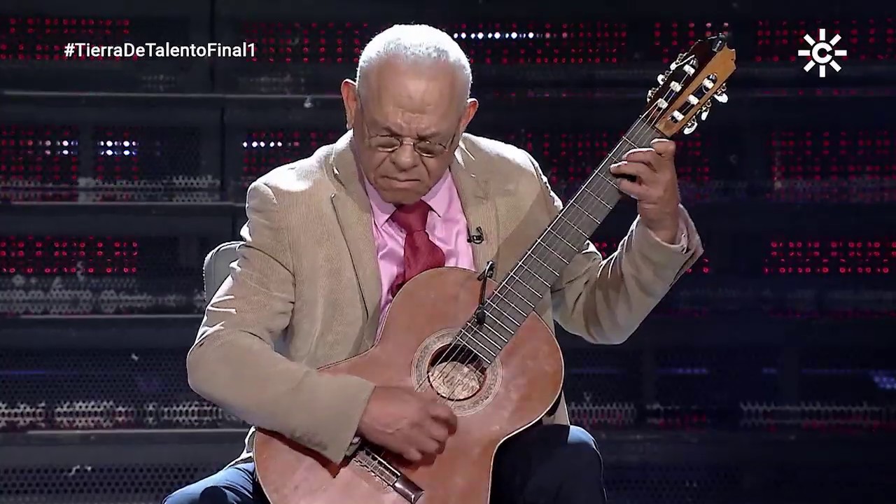 Efrain Silva interpreta 'Estudio con pajarillos' en la primera final de 'Tierra de Talento'
