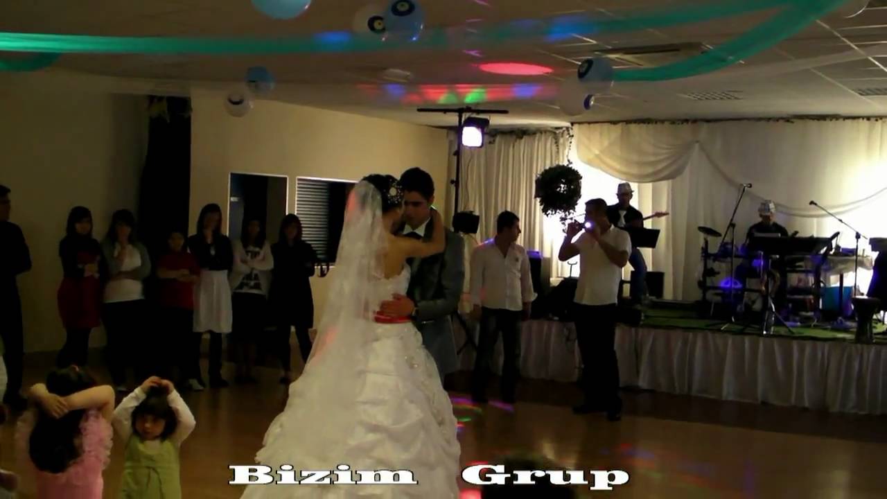 Bizim Grup - Ayse ve Tufan.mp4