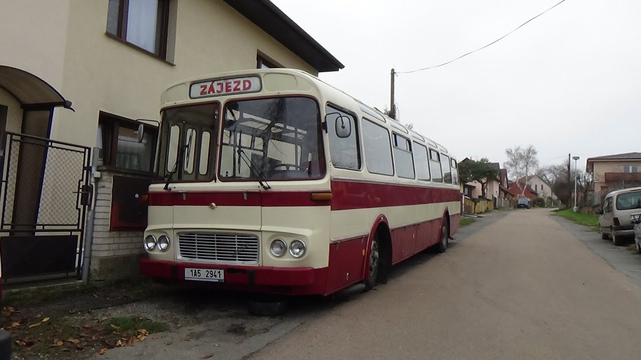 Autobus Karosa ŠL 11 v Roztokách u Prahy