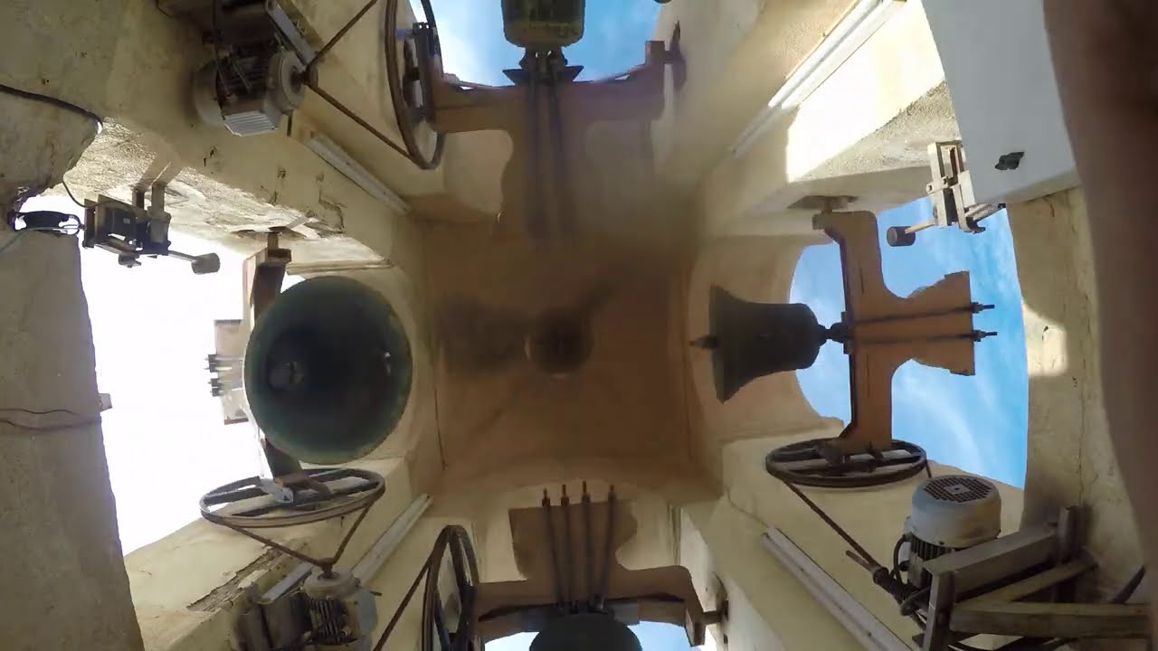 Volteo de campanas en Figueroles, Castellón, España