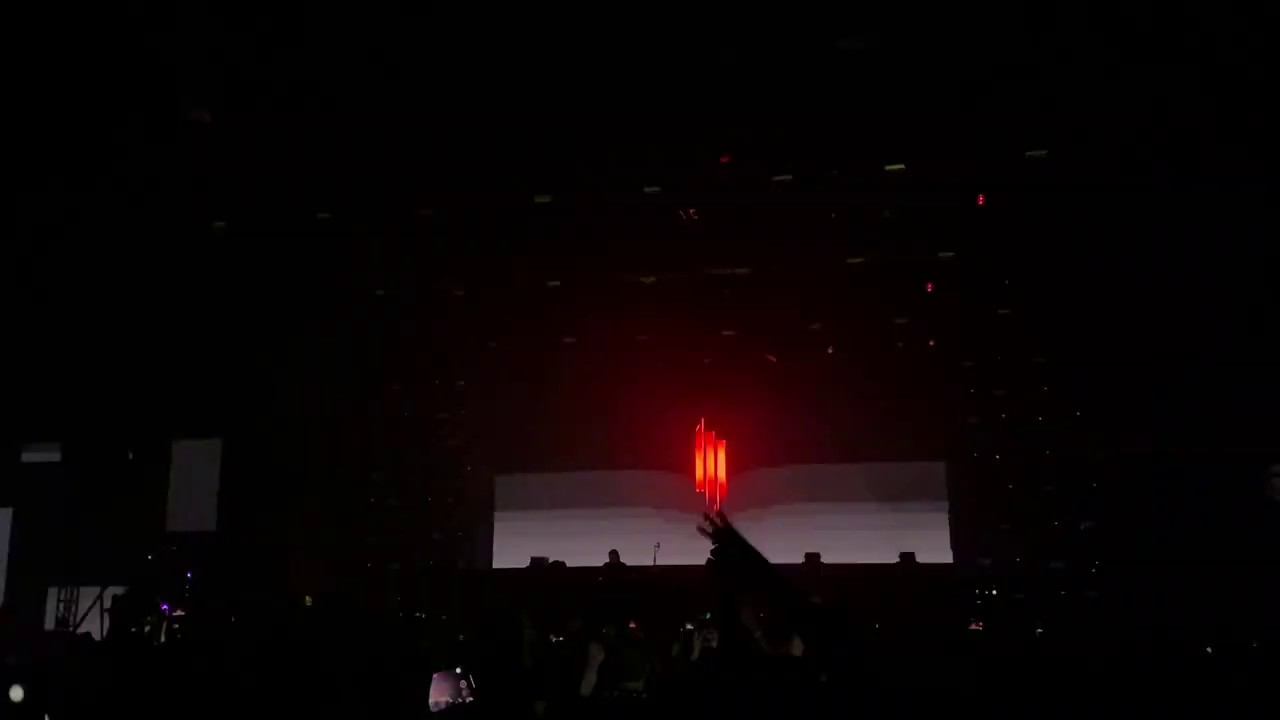 Set Intro (Mumbai Power + more) - Skrillex (Live @ HiJinx Fest 2019 - Day 2: 12/28)