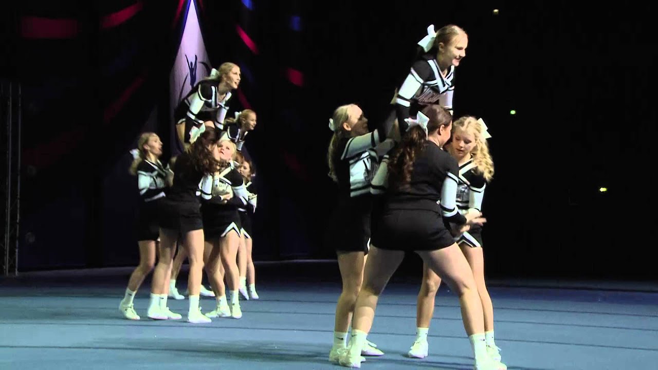 Jaguars Spirit Athletes Jupiter cheerleadingin SM-kilpailussa 2016