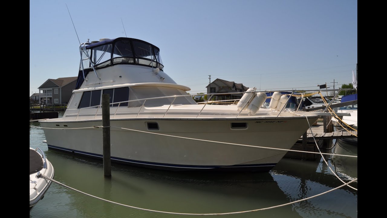 1989 Silverton 37 Convertible -- SOLD