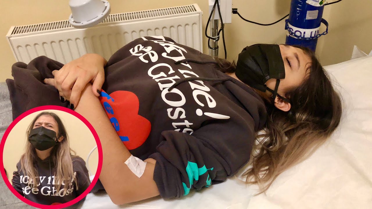 GECE GECE ACİLDEYİM ! BAYGINLIK GE&Ccedil;İRDİM!! HASTANE VLOG !! Tuana Zeybek