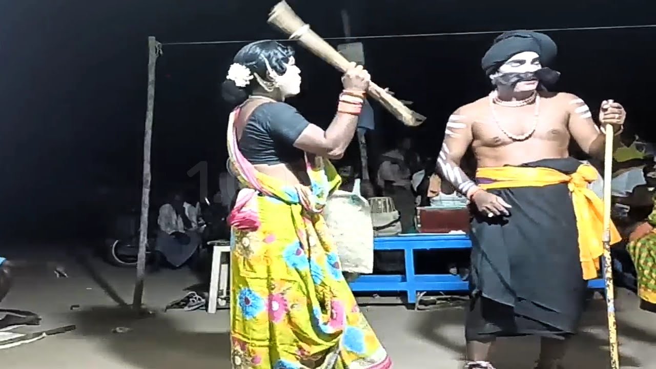 மதுரை வீரன் நாடகம் சின்னான் வேடத்தில் பலாப்பட்டு கிருஷ்ணன் @sammanthamtherukoothu6413
